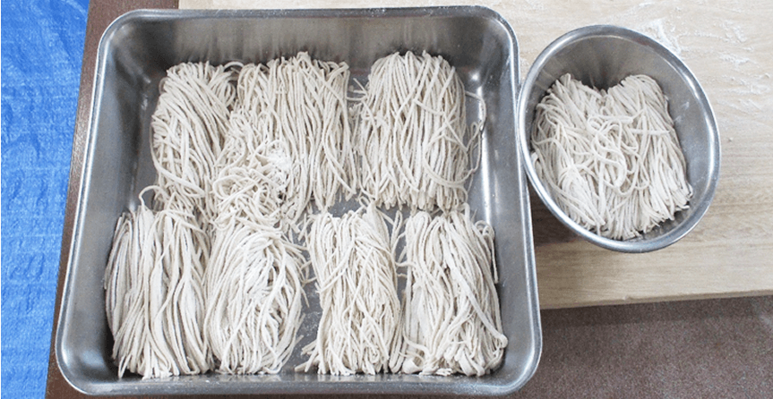 蕎麦打ち体験で切ったお蕎麦