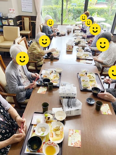 敬老の日特別メニューとご利用者さま